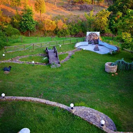 בית הארחה Archontariki 4*