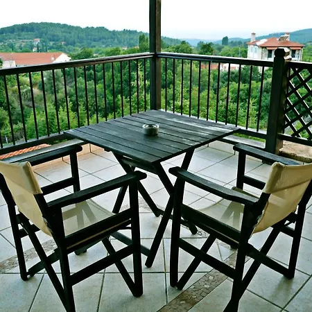 בית הארחה Archontariki Polýgyros