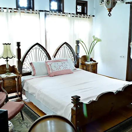 בית הארחה Archontariki Polýgyros