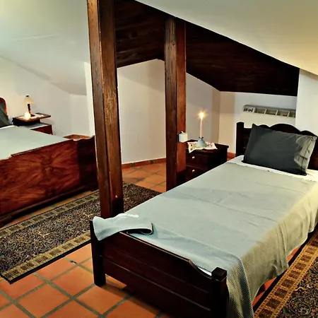 בית הארחה Archontariki