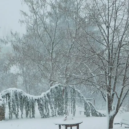 בית הארחה Archontariki