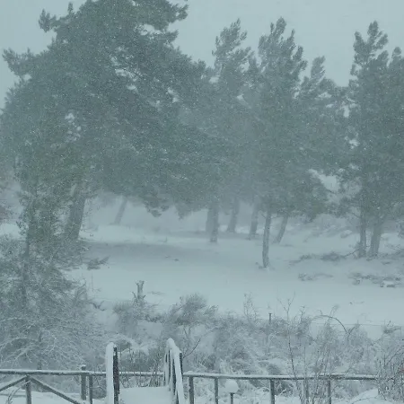 בית הארחה Archontariki Polýgyros